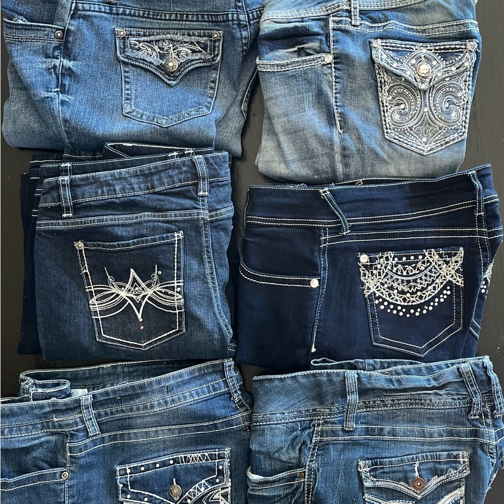 Bundle of 6 women’s jeans apt9 size 10￼
